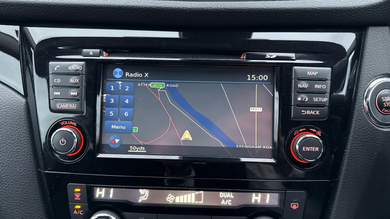 Nissan Qashqai 1.2 DiG-T N-Connecta 5dr Petrol Hatchback